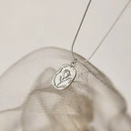 Elegant Tulip Motif Necklace