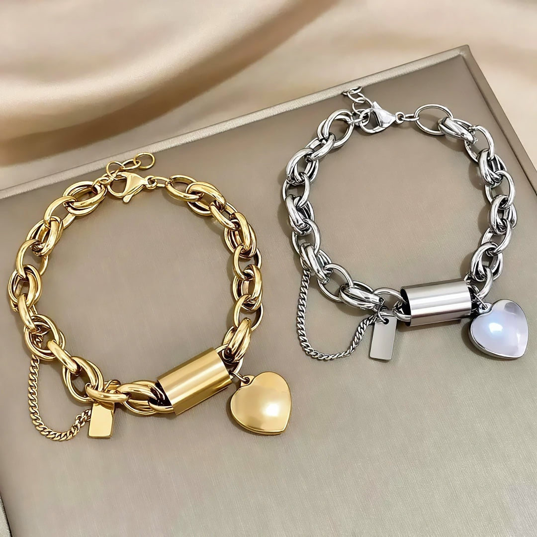 Thick Chain Heart Detailed Bracelet